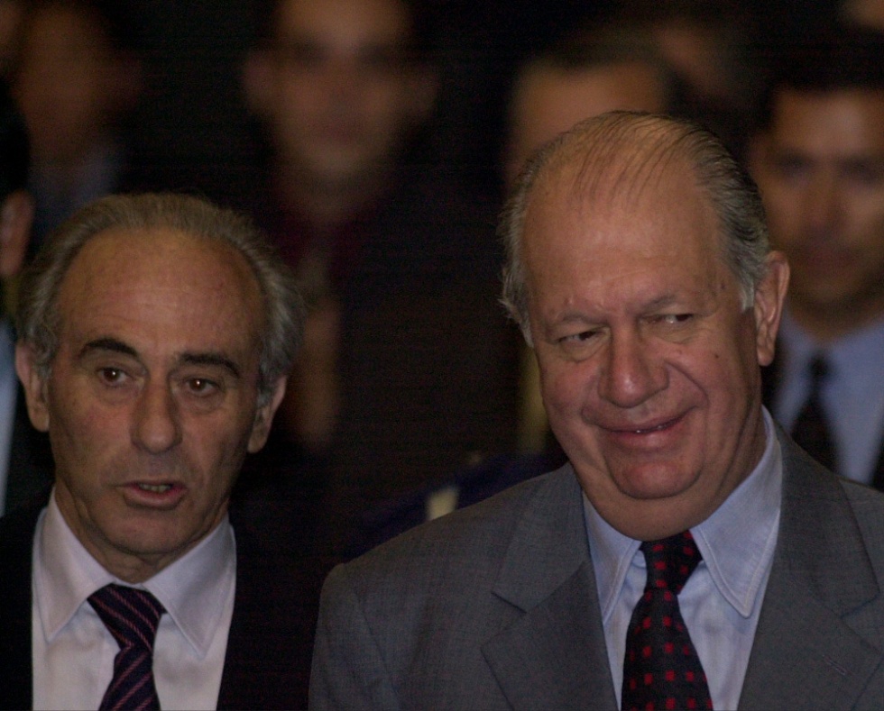 Presidente Ricardo Lagos (2000-2006) y Sergio Bitar, Ministro de Educación (2005)